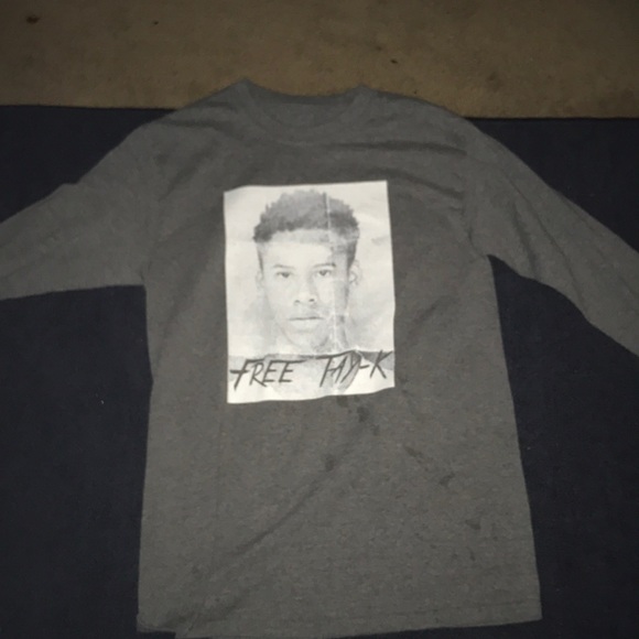 Free tay k shirt - Picture 1 of 1